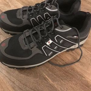 Larnmern Men’s Steel Toe Black Safety Shoes Size 1